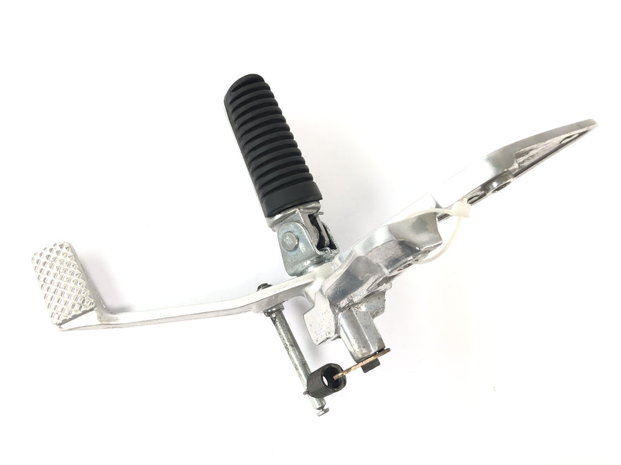 Yamaha XJR 1300 RP06 [2002] - Right footrest system with brake pedal