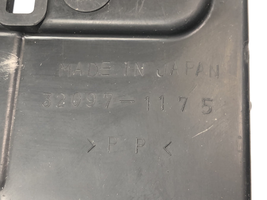 Kawasaki VN 1600 Classic VNT60A [2007] - Battery box battery compartment