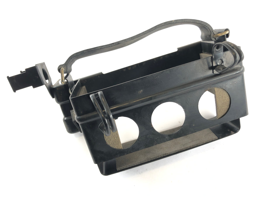 Suzuki GSX-R 1100 W GU75 C [1993] - Battery holder battery box