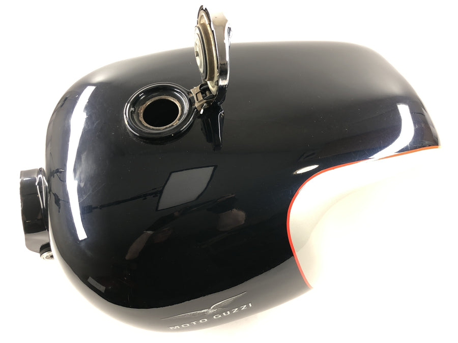 Moto Guzzi V7 Special [1971] - Tank petrol tank fuel tank tank container with tank cap