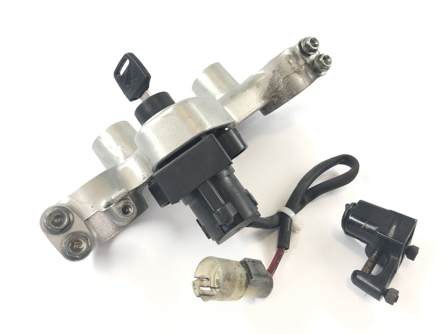 Honda NX 650 RD08 [1995] - handlebar bridge fork bridge ignition lock with key Honda