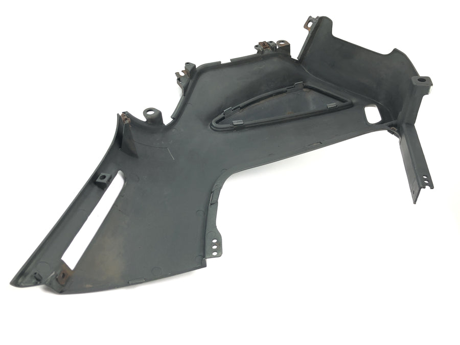 Honda ST 1100 SC26 Pan European [1990] - Carénage latéral carénage central gauche