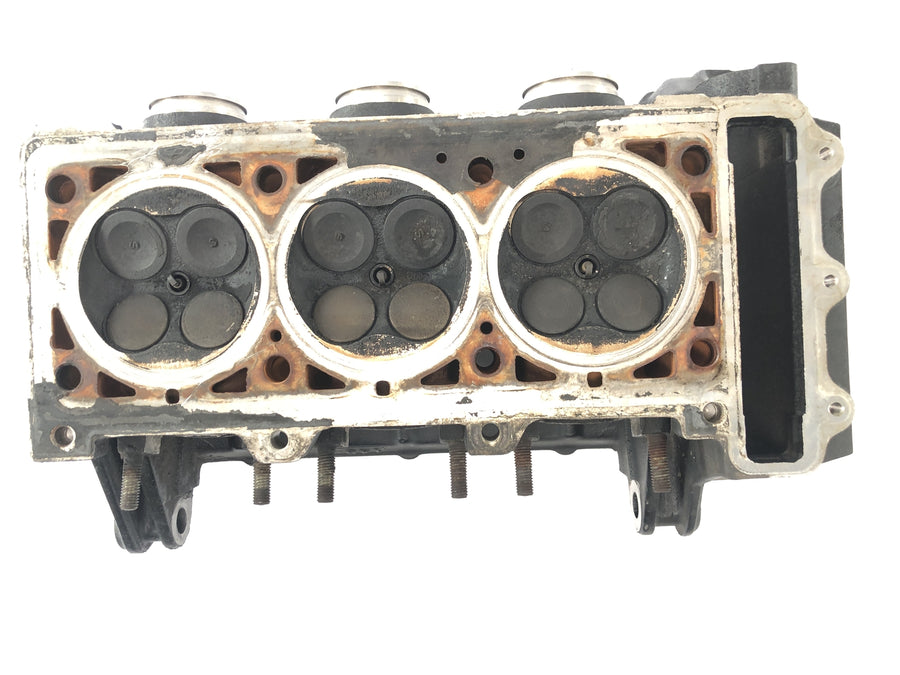Triumph Daytona 900 T300 [1996] - Cylinder head valve head