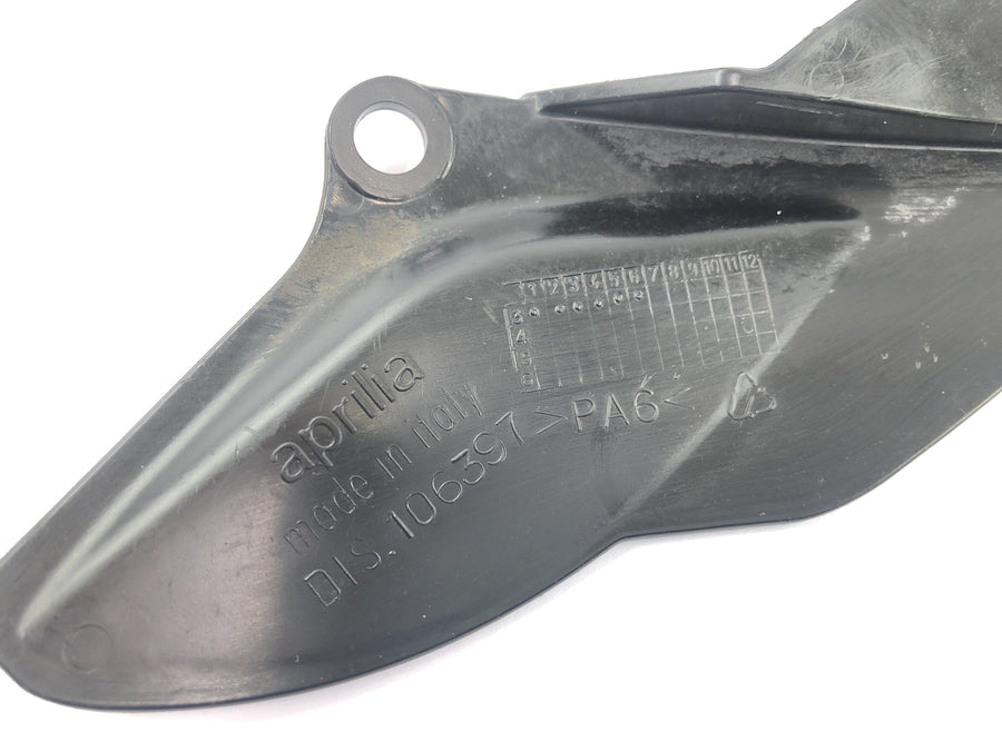 Aprilia RSV 1000 R [2004] - Carter de chaîne couvercle de chaîne protection de roue arrière en plastique