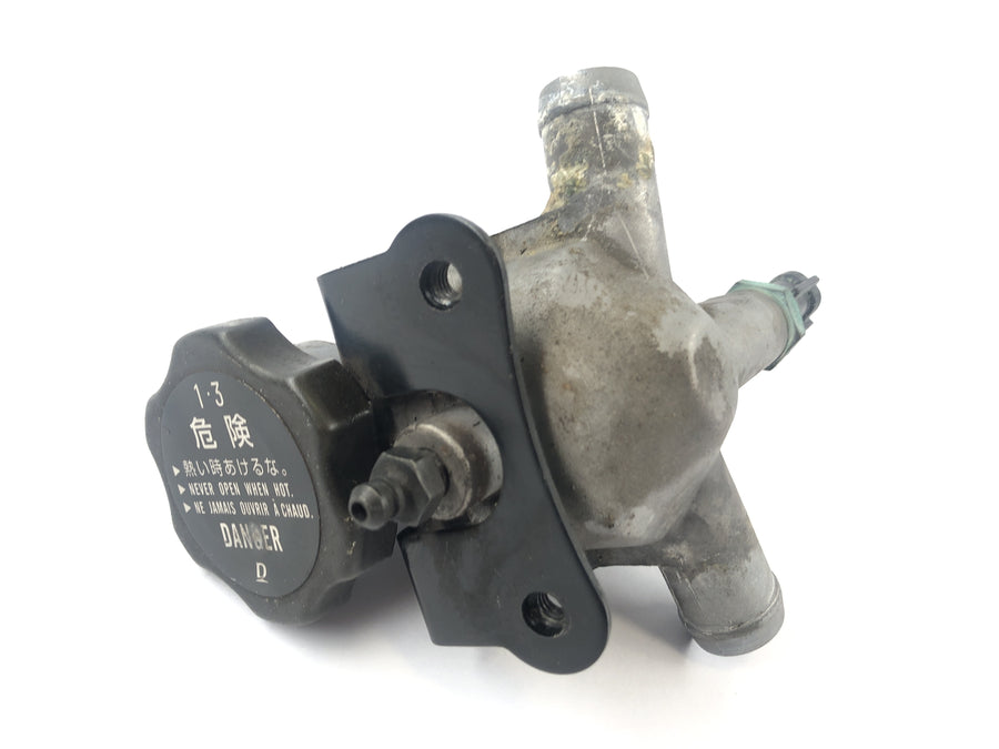 Kawasaki VN 1600 Mean Streak VNT60B [2005] - Kühlmittelstutzen mit Thermostat Kühlmittelthermostatgehäuse