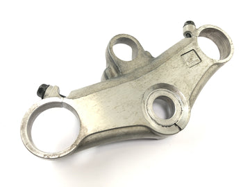 Honda CBR 900 RR Fireblade SC33 [2000] - upper fork bridge steering head bridge