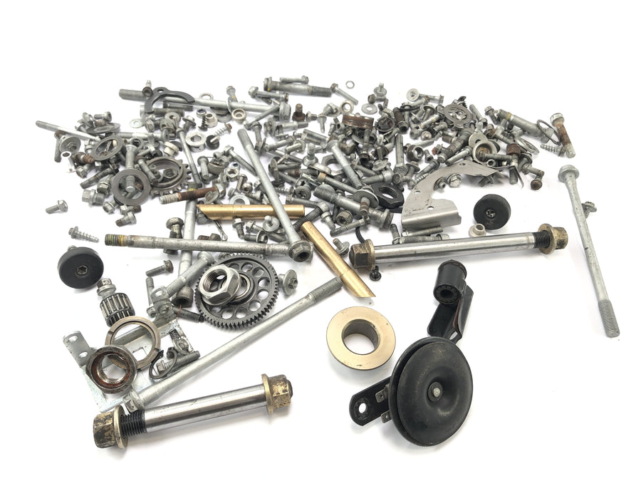 KTM 690 SM Prestige [2007] - screws and residual parts are convolidated