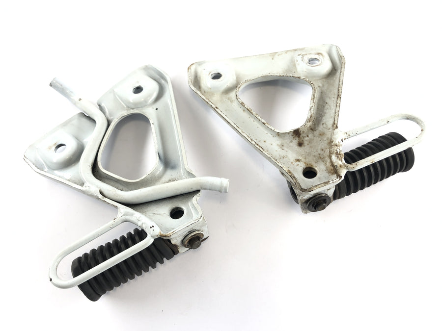 Honda XL 600 LM PD04 [1989] - Soziusfußrasten mit Halter rechts und links Fußrasten