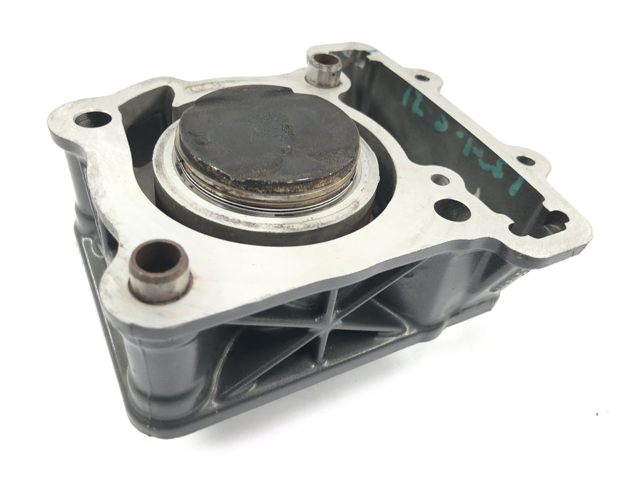 KTM RC 125 [2016] - Cylindre avec cylindre à piston et cylindre moteur
