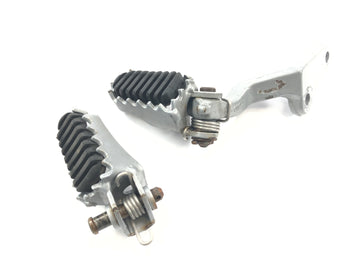 KTM 640 Adventure LC4 [2001] - Driver footrests left and right
