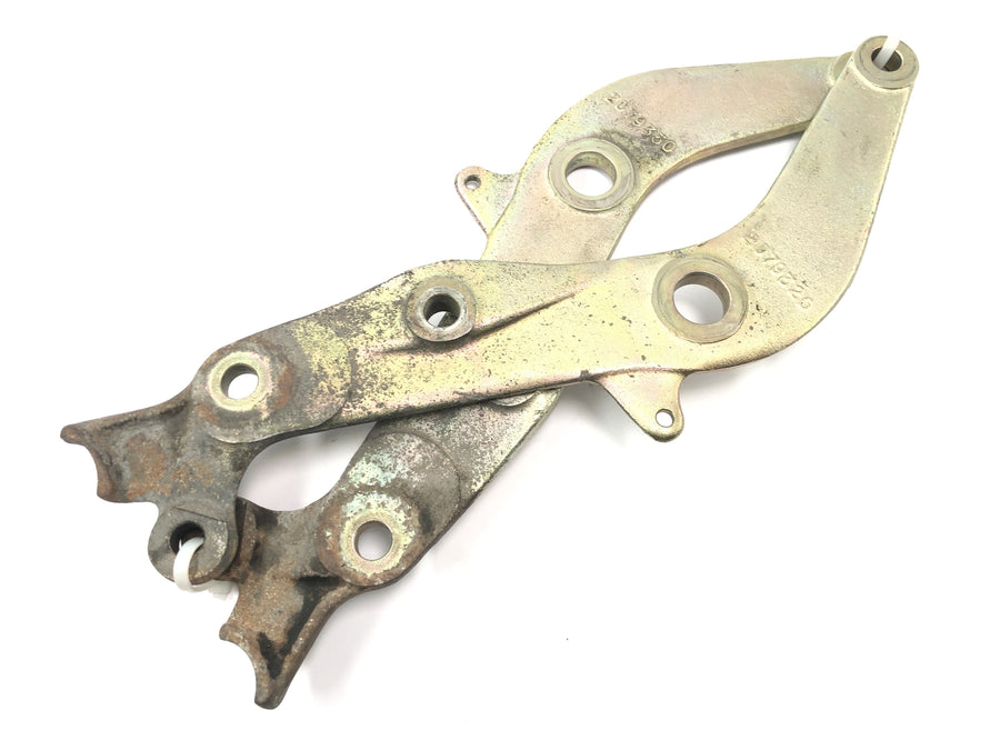 Triumph Daytona 900 T300 [1996] - Rocker arm shock absorber