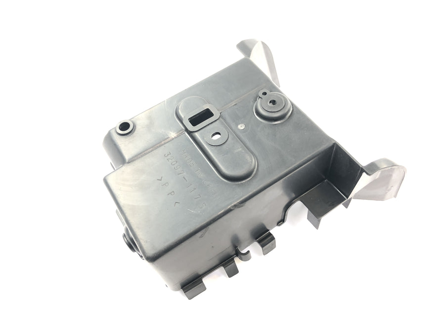 Kawasaki VN 1600 Classic VNT60A [2007] - Battery box battery compartment