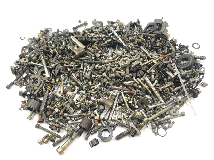 Ducati 900 SS [1991] - Screws and remaining parts bundle