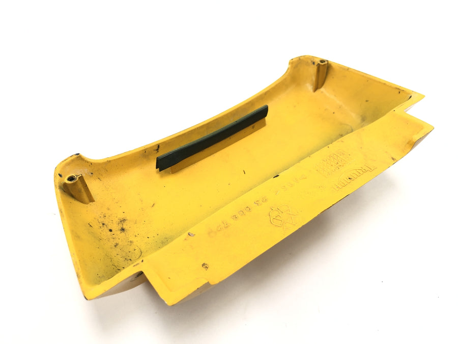 Triumph Daytona 900 T300D [1996] - rear fairing center yellow cover rear fairing
