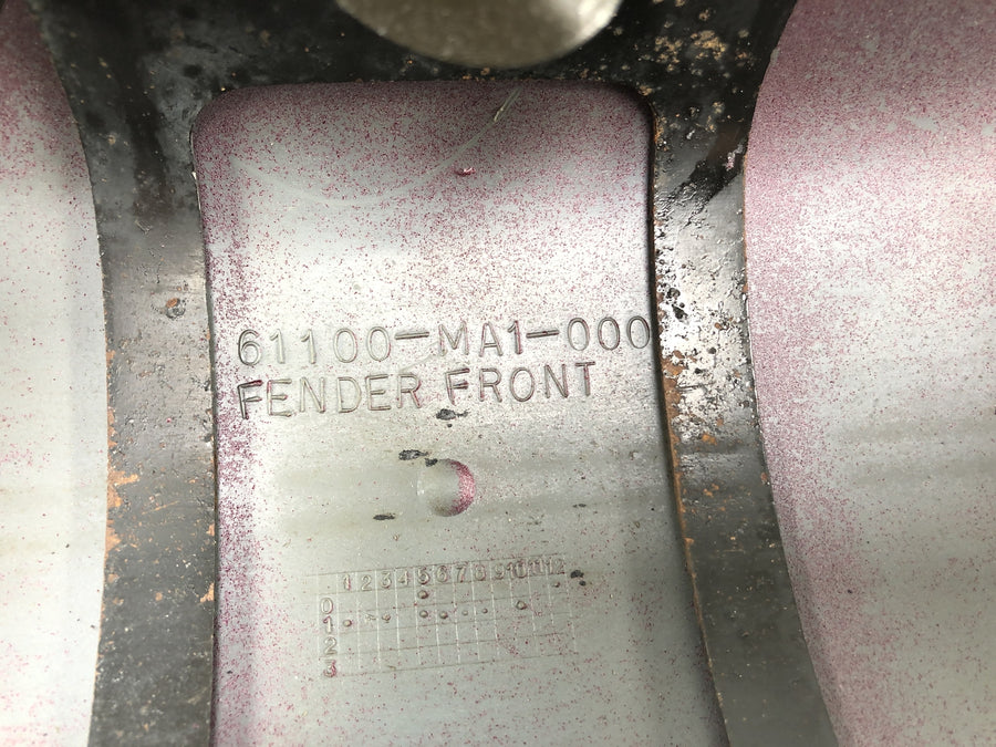 Honda GL 500 Silverwing PC02 [1982] - Fender à l'avant
