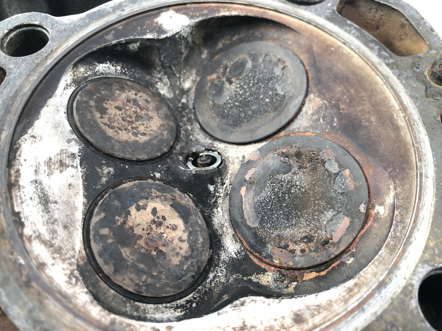 KTM 640 LC4 EGS [1999] - cylinder head valve train without camshaft