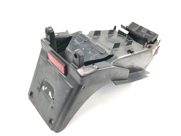 Honda VFR 800 FI RC46 [1999] - Support de plaque d'immatriculation sous carénage d'aile arrière