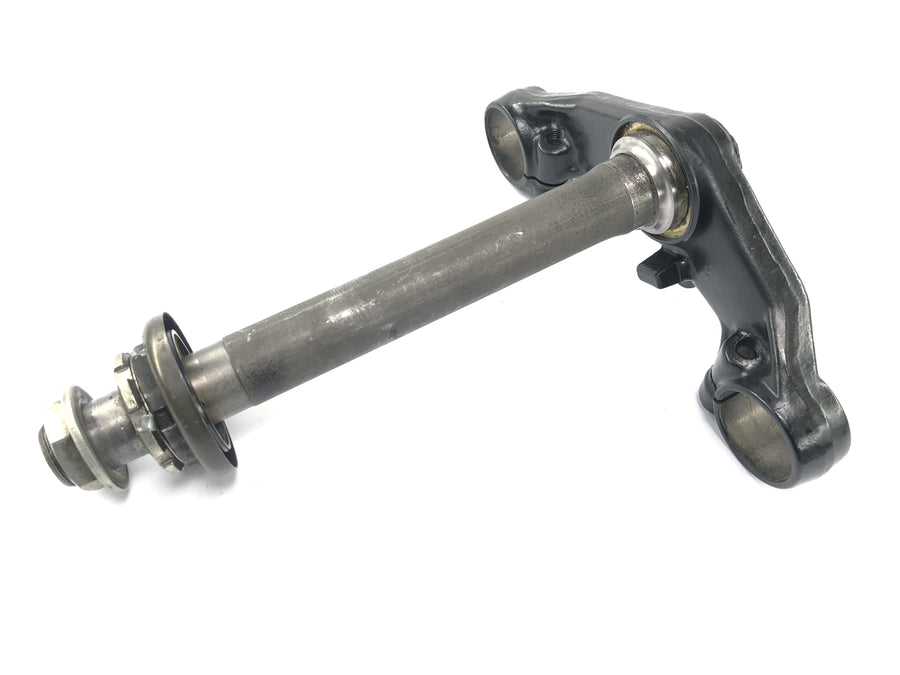 Honda CBX 750 RC17 [1984] - fork bridge below