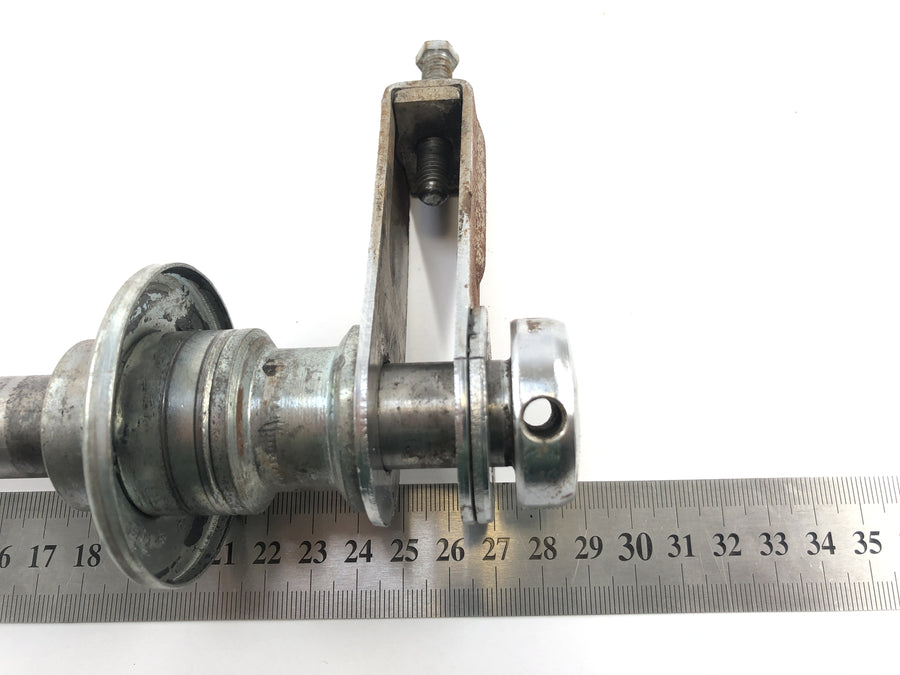 Yamaha XS 650 SE 3L1 [1979] - rear axle with chain tensioner