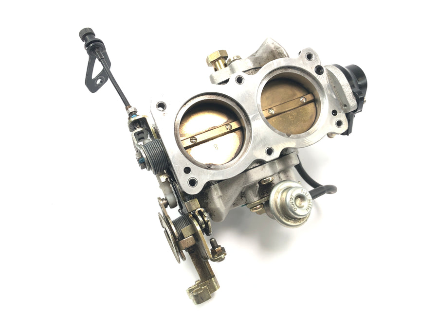 Aprilia RSV 1000 RP Mille [2001] - Throttle body injection housing