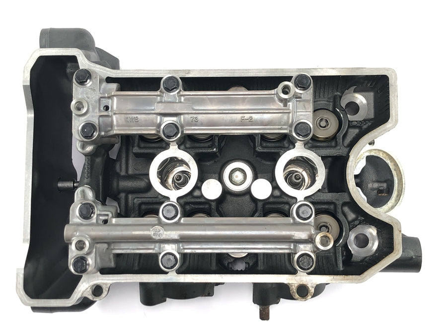 Yamaha MT07 RM04 [2014] - Zylinderkopf Ventilsteuergehäuse Nockenwellenlagerbock