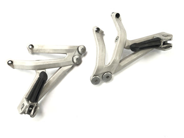 KTM 690 SM Prestige [2007] - Pedia's footrest footrest brackets on the left and right - 0