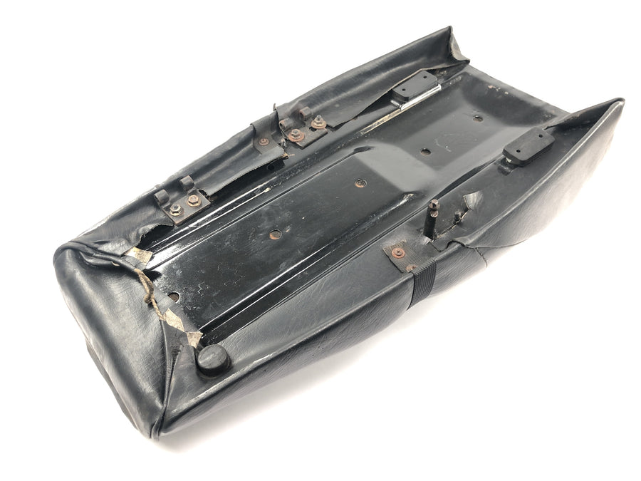 Laverda 1000 [1978] - Seat driver's seat passenger seat seat cushion seat cushion