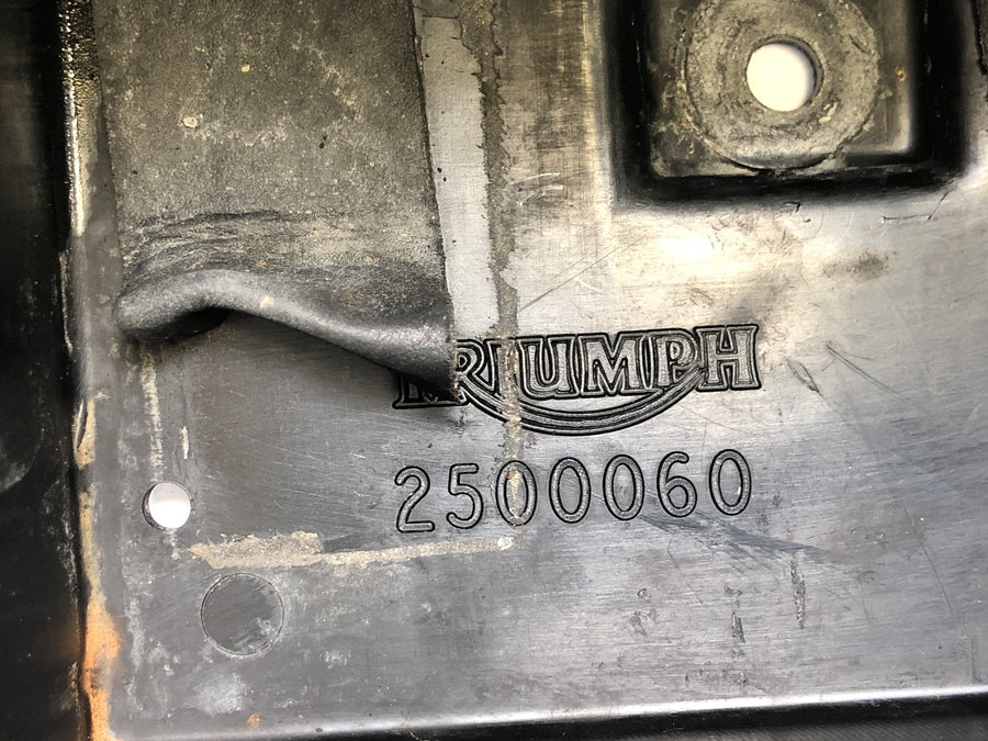 Triumph Daytona 900 T300D [1996] - Boîtier batterie compartiment batterie support batterie