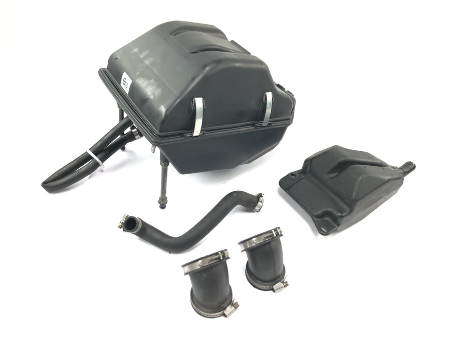 Ducati Monster SR2 800 M4 [2006] - Luftfilterkasten Airbox Ansaugstutzen