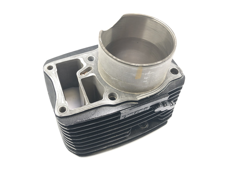 Suzuki Intruder VL 1500 AL [2000] - cylinder with piston at the front