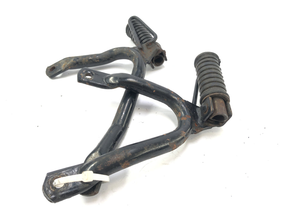 Yamaha XT 350 3YT / 55V [1990] - Palaecutive footrest with holder set couple
