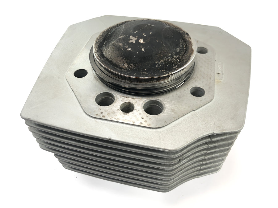 Moto Guzzi V11 Sport [1999] - cylindre avec piston à gauche