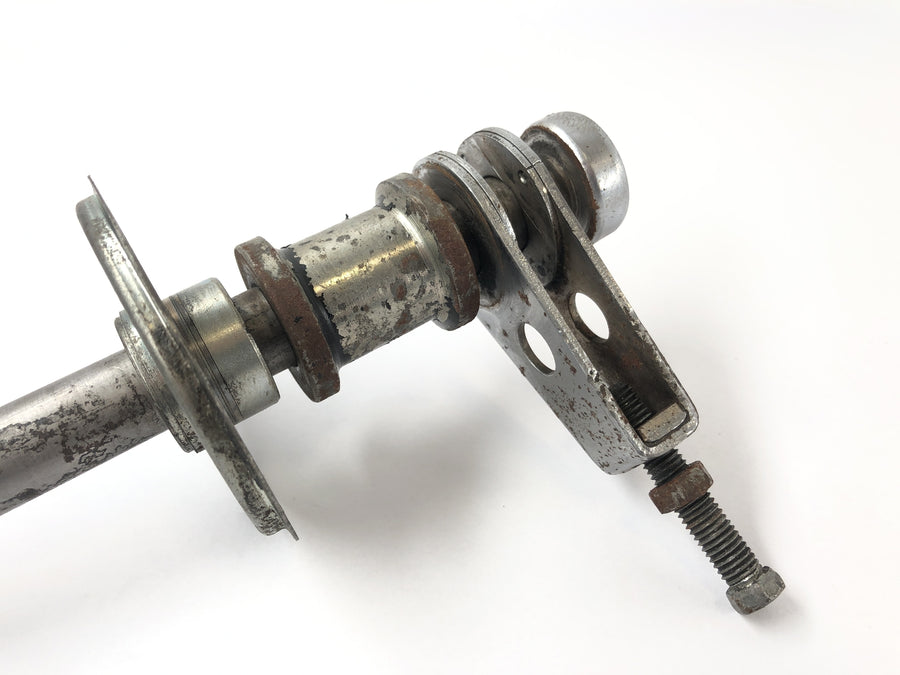 Yamaha XS 400 2A2 [1982] - Hinterachse mit Spanner