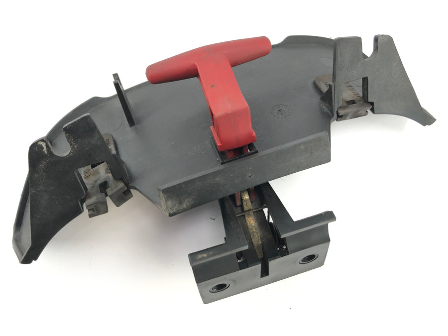 BMW F 650 GS R13 [2002] - Seat locking Clothing at the back