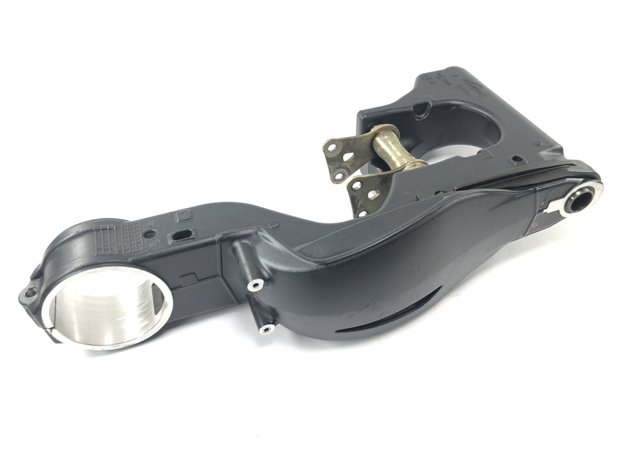 Triumph sprint ST 1050 [2005] - Swinge rear wheel swing