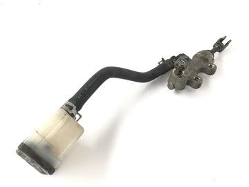 Suzuki Bandit 1200 GV75A [1998] - rear brake pump