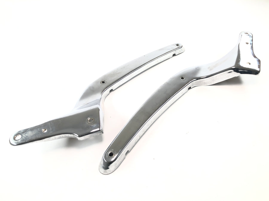 Suzuki Intruder VL 1500 AL [2000] - rear fender bracket fender strut bracket