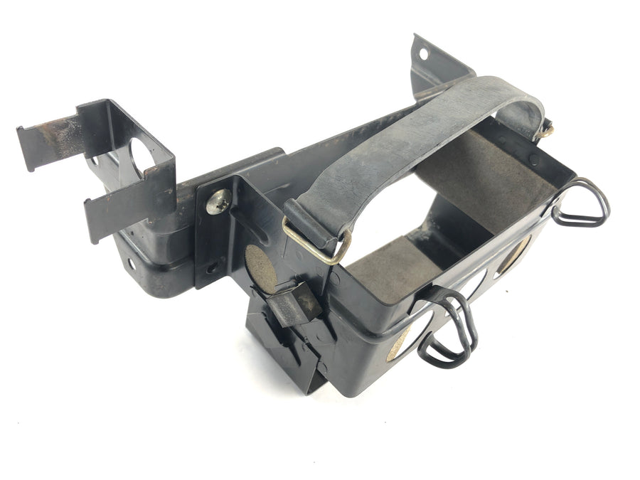 Suzuki GSX-R 1100 W GU75 C [1993] - Battery holder battery box
