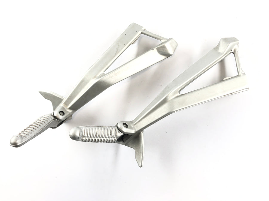 Ducati 1098 S H7 [2009] - Pediatric footrests on the left and right with holder