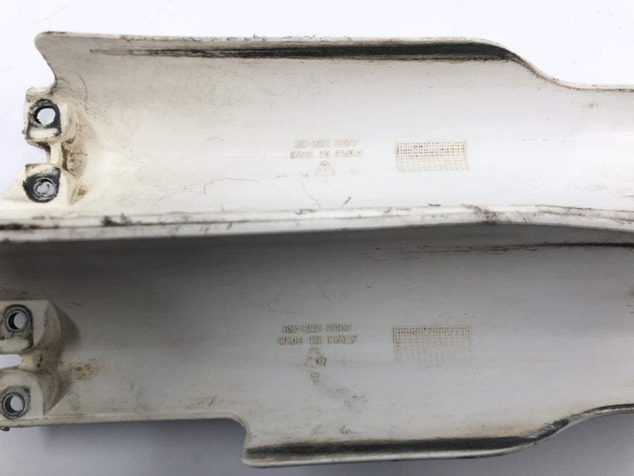 Suzuki RM Z 250 RJ41A [2007] - Gabelprotektoren Gabelschutz links und rechts Paar