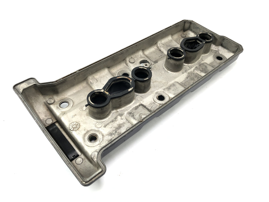 Yamaha YZF R1 RN09 [2003] - Valve lid cylinder head lid