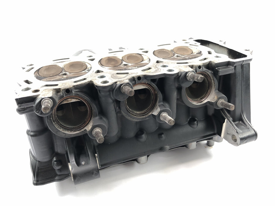 Triumph Street Triple R 675 D67LD [2010] - cylinder head
