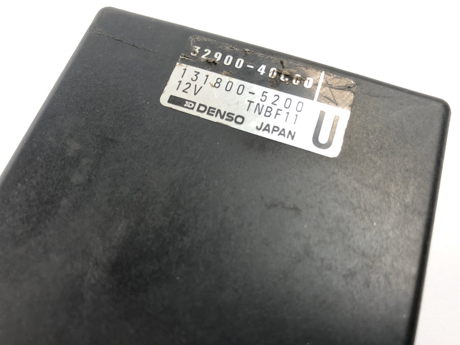 Suzuki GSX R 1100 GV73B [1990] - Unité de contrôle CDI