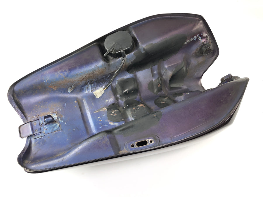 KAWASAKI Z 1100 KZZ10A [1984] - Tank Tank à l'intérieur de Rusty