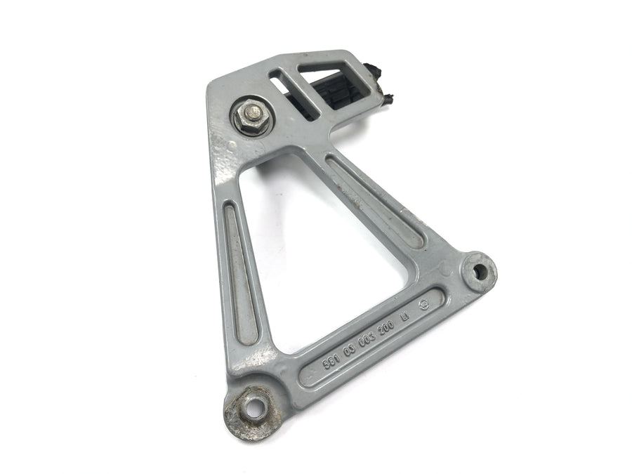 KTM 640 LC4 Prestige [2005] - Pillion footrest footrest holder passenger left rear