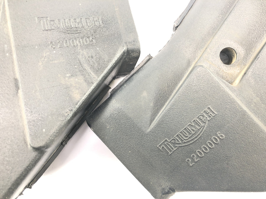 Triumph Daytona 900 T300D [1996] - Luftfilterkasten Airbox Ansaugtrichter Luftführung