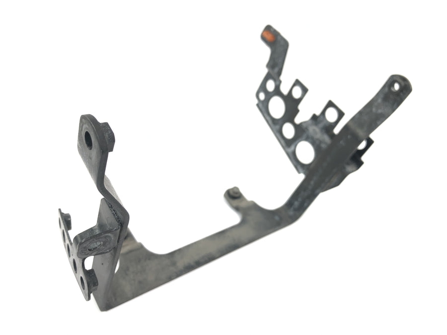Honda VTX 1800 SC46 [2004] - unit holder bracket relay