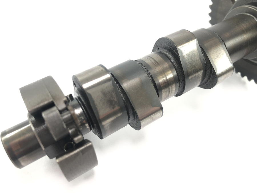 Kawasaki VN 1500 Classic VNT50D [2001] - camshaft cylinder behind