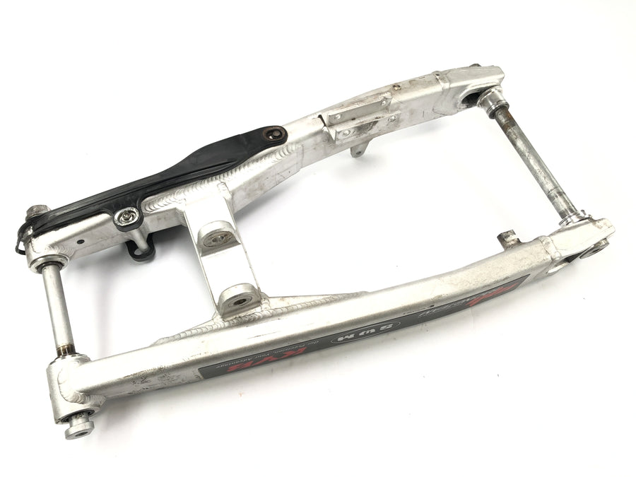 SWM SM 125 R [2018] - Schwinge rear wheel swing with swing axle and rear axle