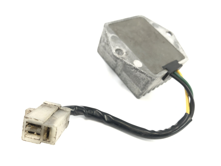Honda GL 1000 Goldwing GL1 [1978] - controller rectifier tension regulator 12V